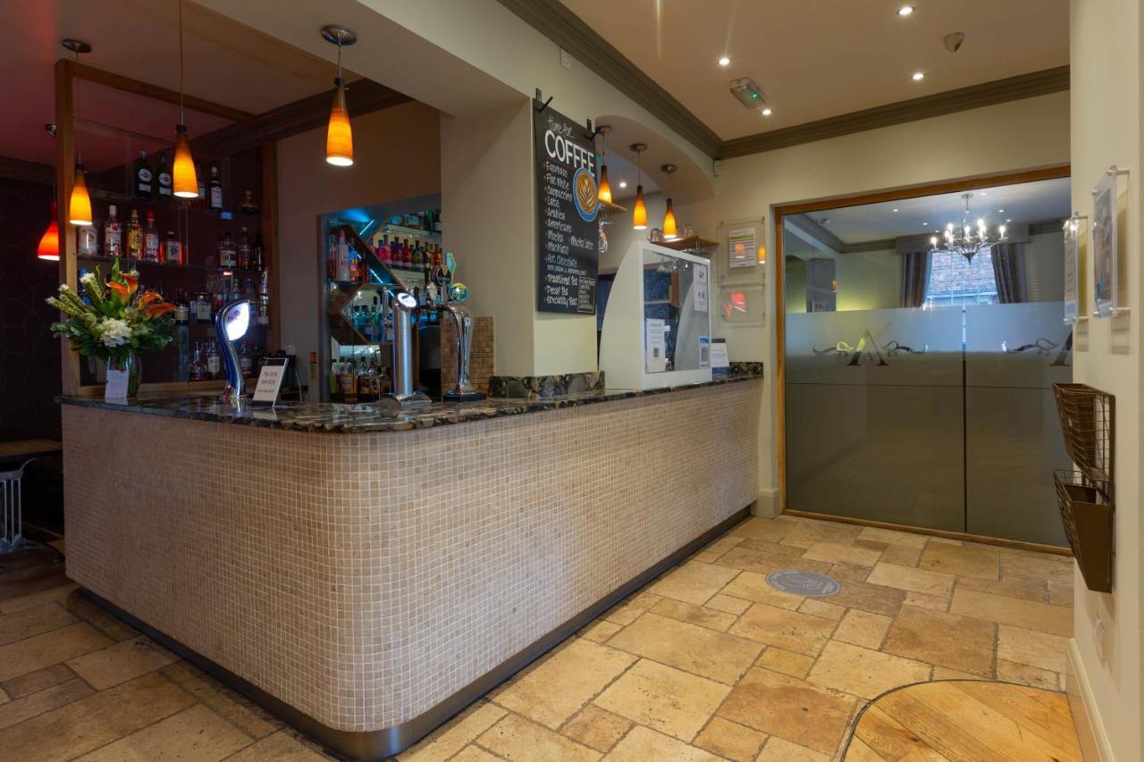 Advocate Arms Hotel Market Rasen Exterior foto